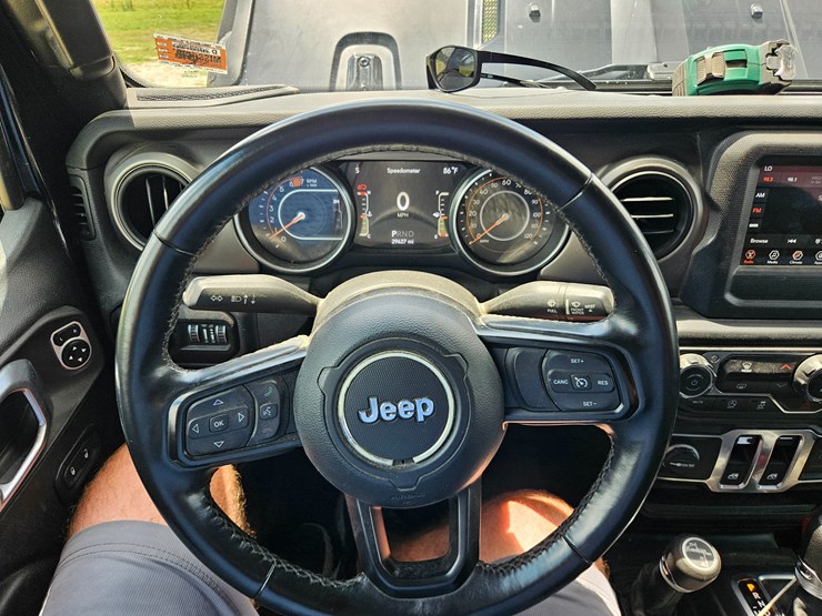 2021-jeep-wrangler-image-45