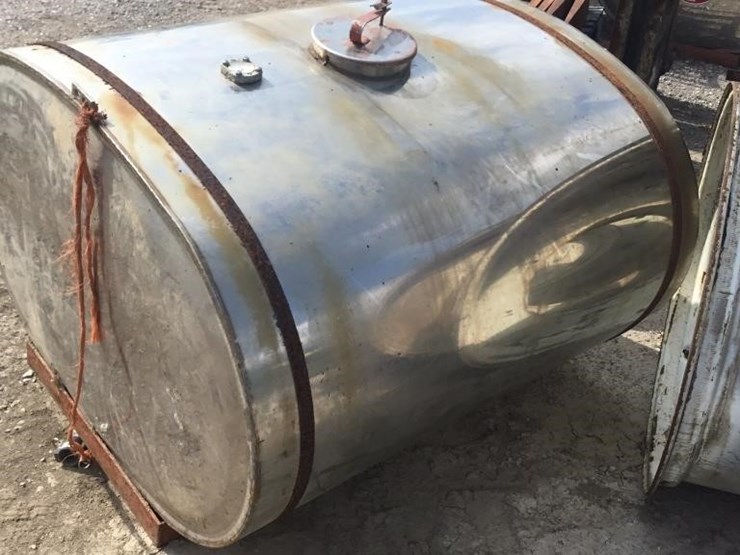 250-gallon-chem-farm-tank-image-3