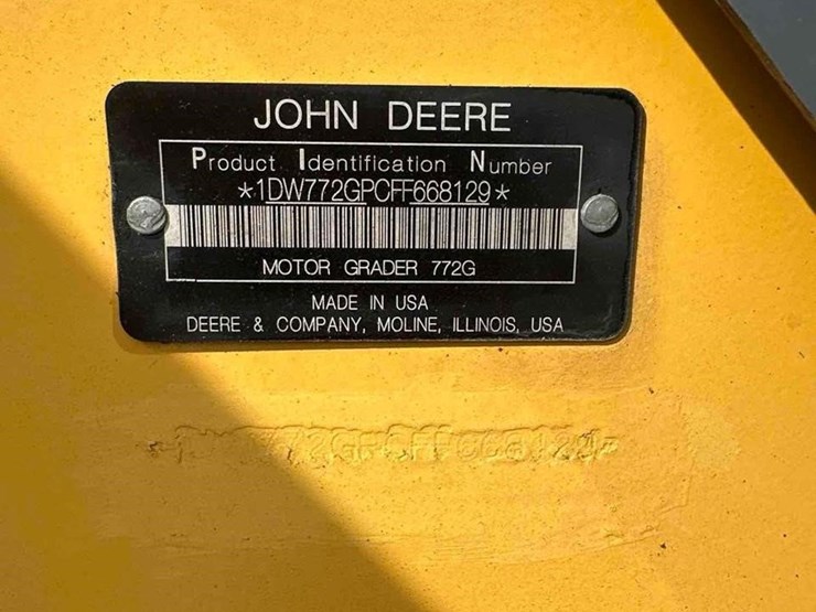2014-deere-772gp-image-50
