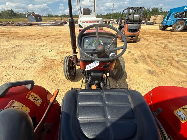 252---massey-ferguson-2605-tractor-diesel-image-6