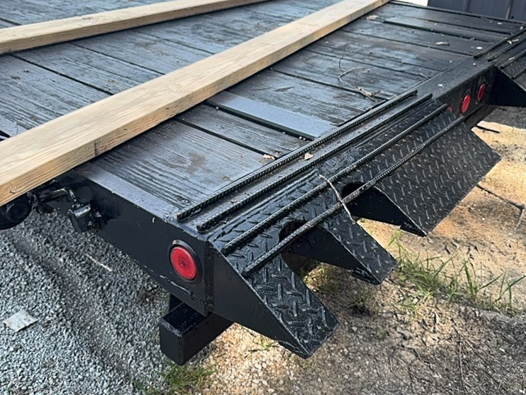 trailboss-25-ft-tilt-gooseneck-image-15
