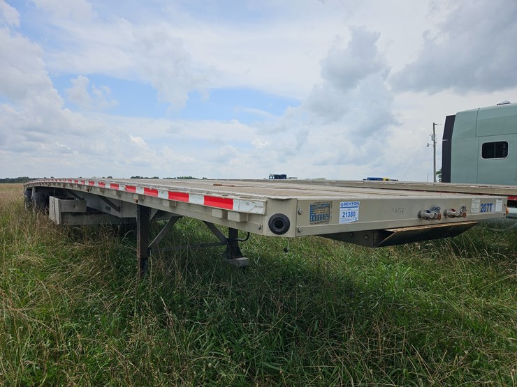 2000-reitnouer-48'-x-102"-image-11