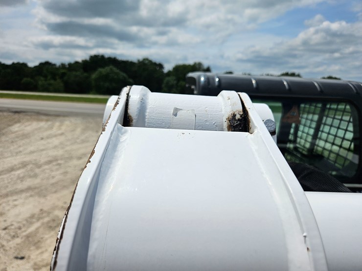 2021-bobcat-t770-image-94