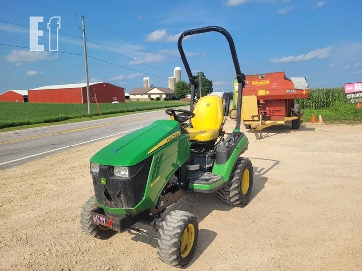 john-deere-1025r-image-2