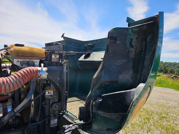 2012-peterbilt-382-image-53