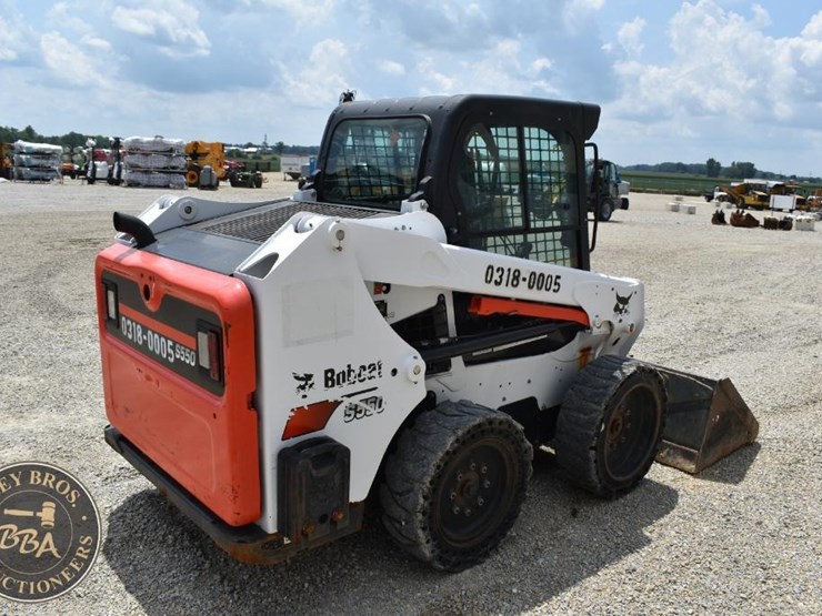 2020-bobcat-s550-image-16