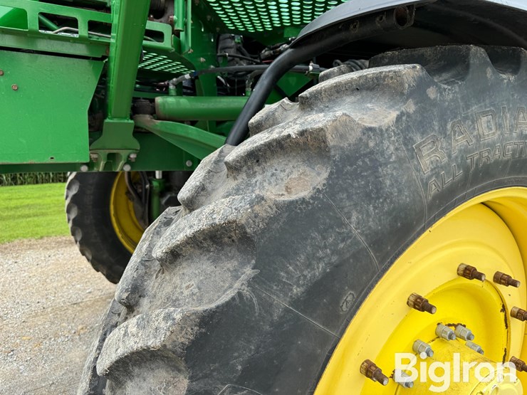 2015-john-deere-r4045-image-17