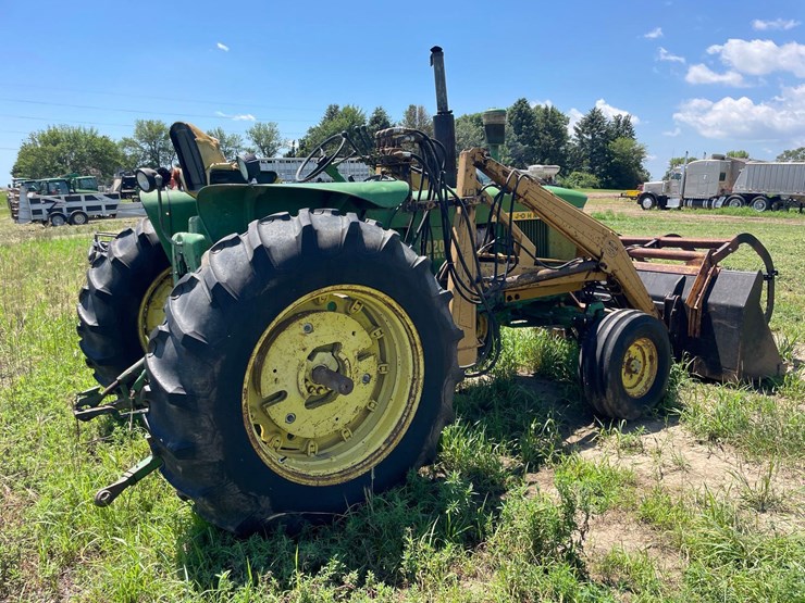 1966-john-deere-3020-image-3