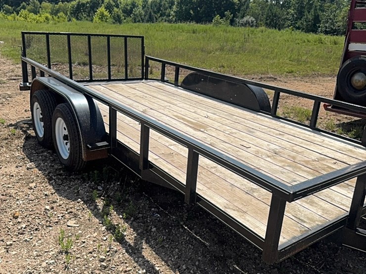 16-foot-utility-trailer-image-6