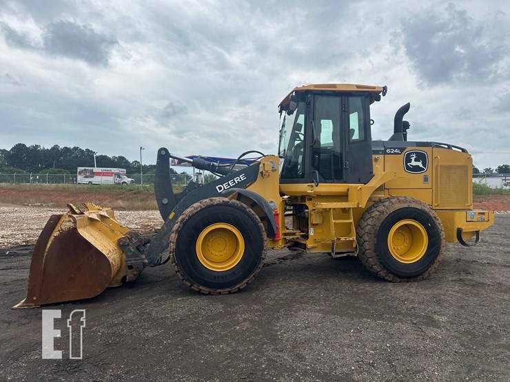 2019-deere-624l-image-2