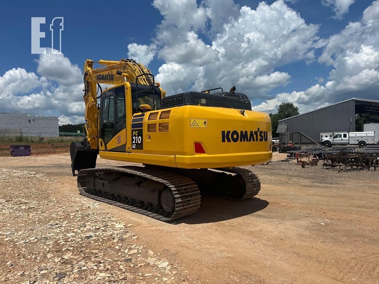 2021-komatsu-pc210-lc-11-image-5