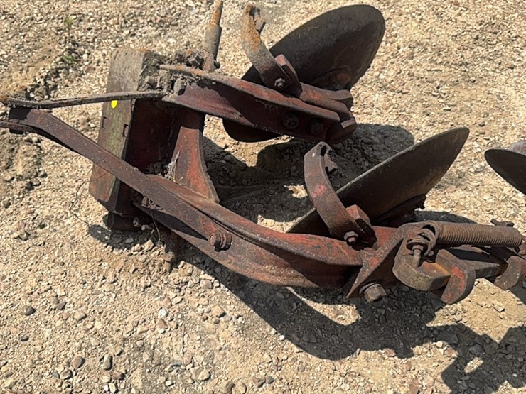 2-bottom-disk-plow-image-5