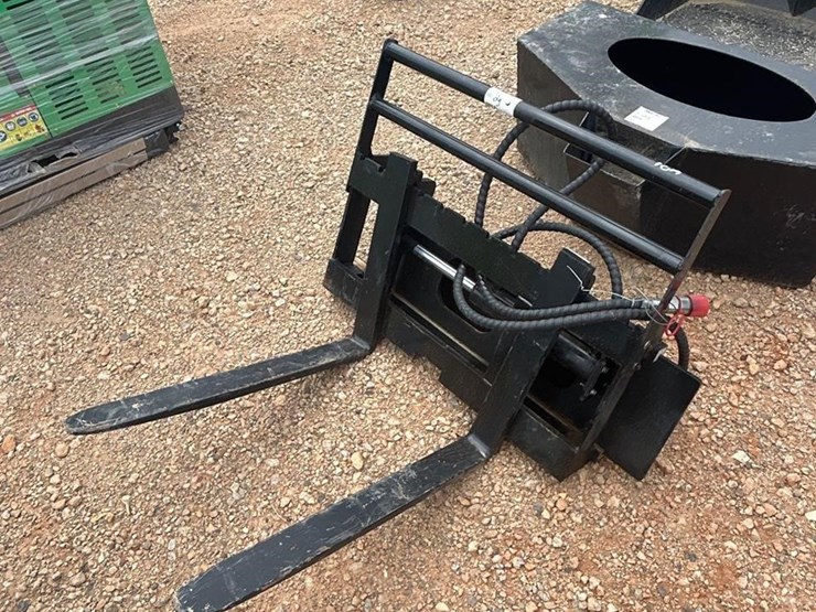 mini-skid-steer-side-shift-fork-attachment-image-1