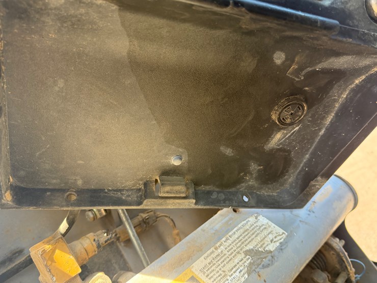 deere-650h-image-33