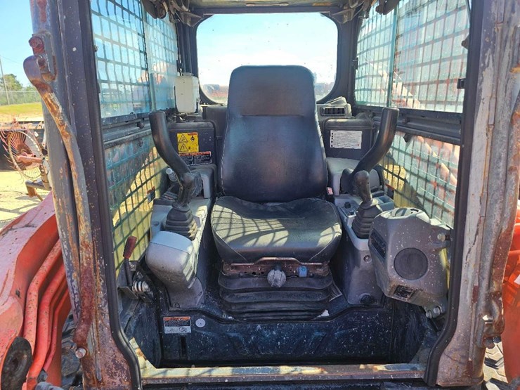 kubota-svl75-2-image-6