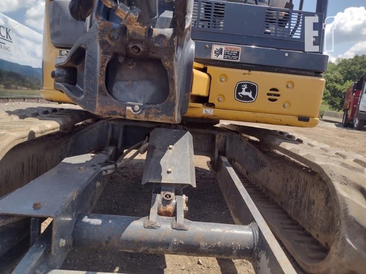 2017-deere-50g-image-21