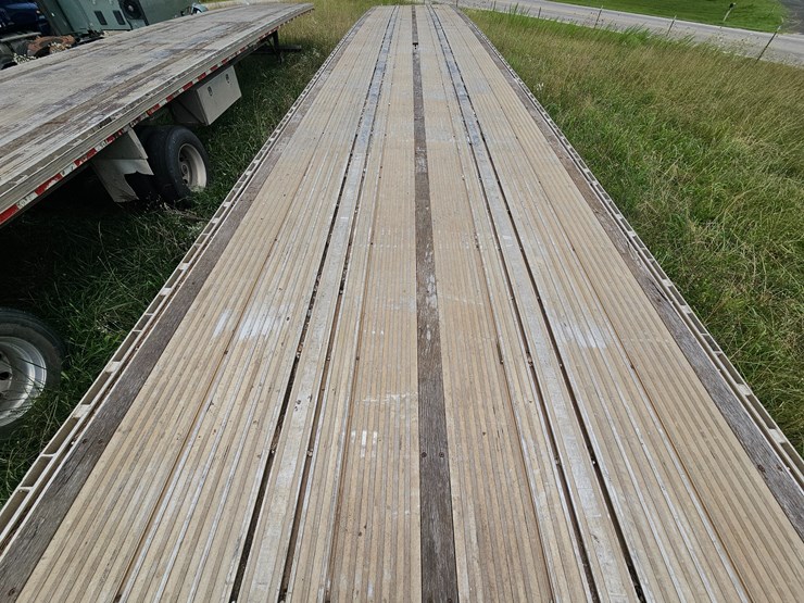 2000-reitnouer-48'-x-102"-image-37