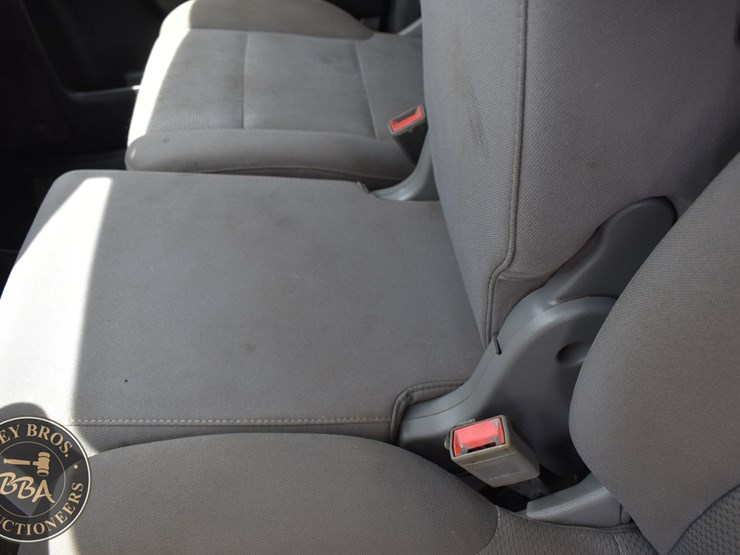 2017-chevrolet-silverado-1500-image-32