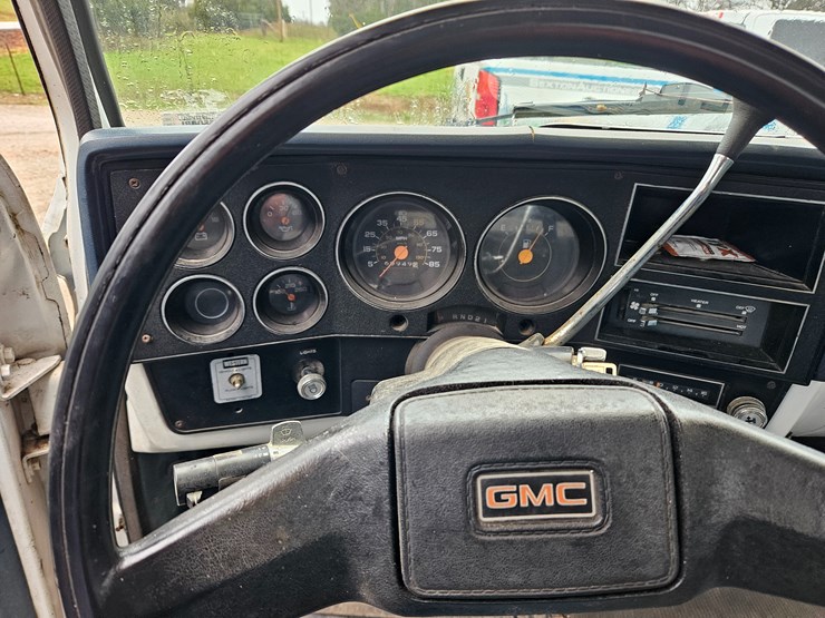 1985-gmc-3500-image-39