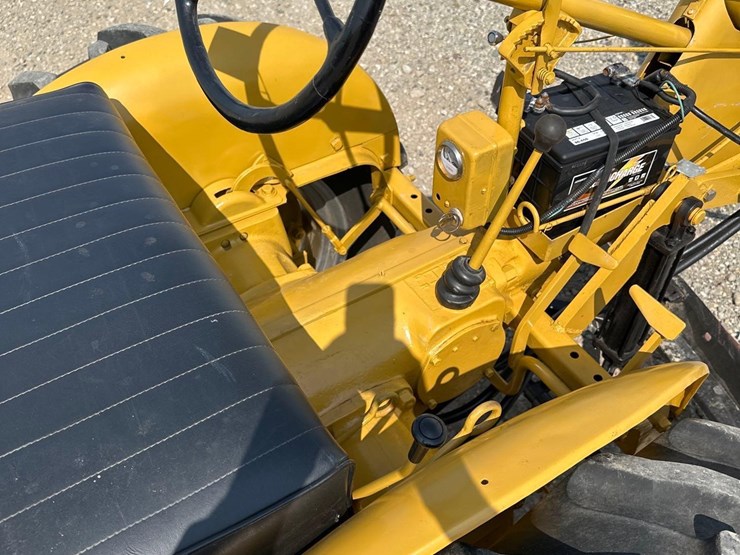 689---allis-chalmers-b-(sn#-69865)-image-11