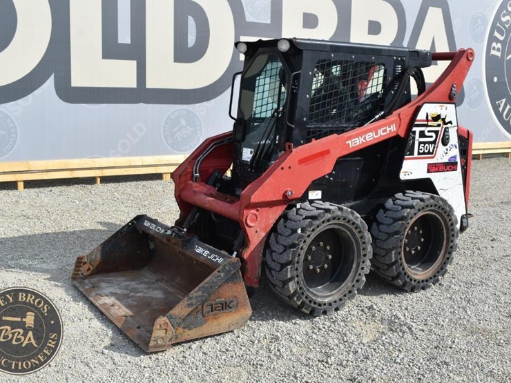 2017-takeuchi-ts50v-image-1