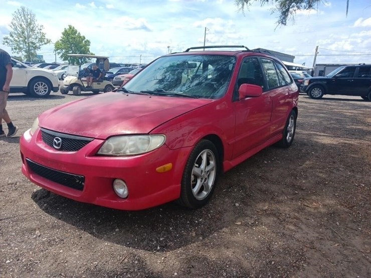 2002-mazda-protege5-runs/moves-base-image-3
