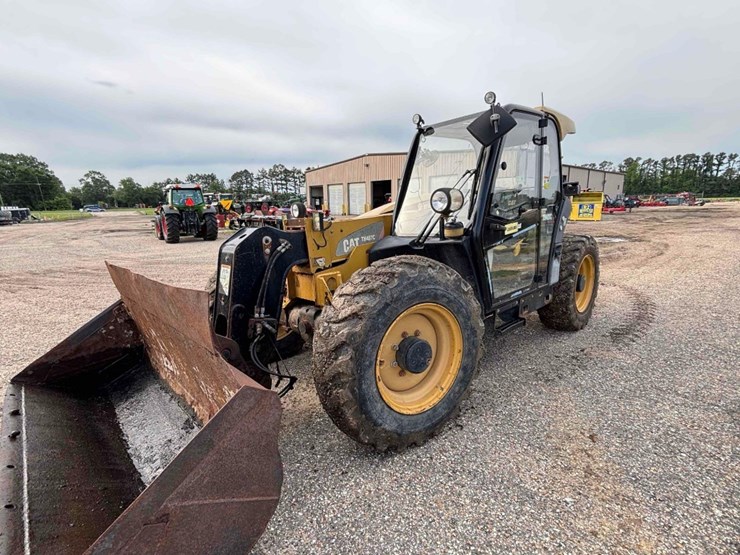 caterpillar-th407c-image-1