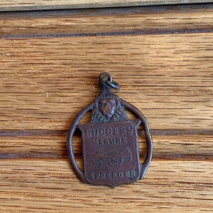 Kemp & Burpee Success Manure Spreader Charm