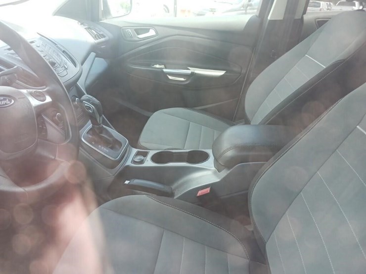2014-ford-escape-image-4