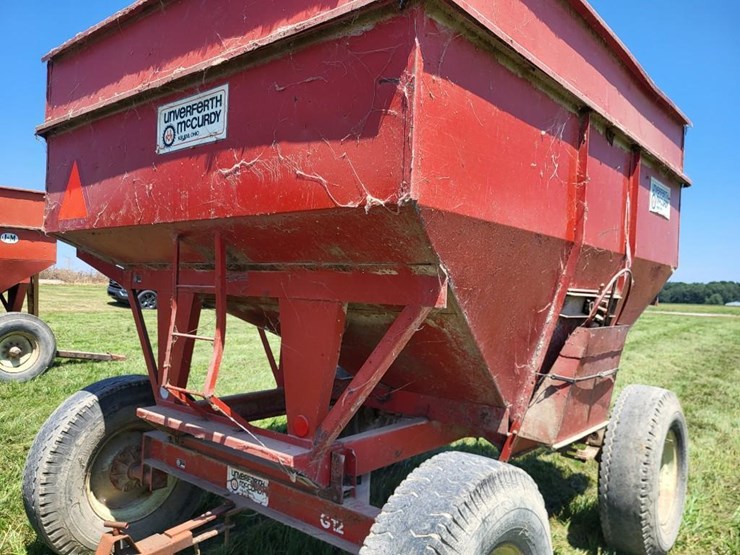 unverferth-mccurdy-350-hopper-wagon-w/running-gear-image-31