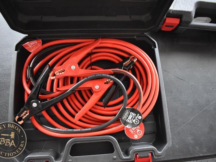 future-heavy-duty-jumper-cables-36505-image-1