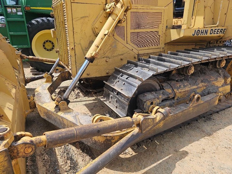 john-deere-850-image-7