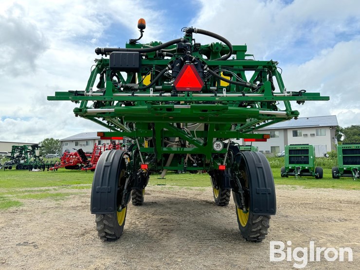 2021-john-deere-r4044-image-6