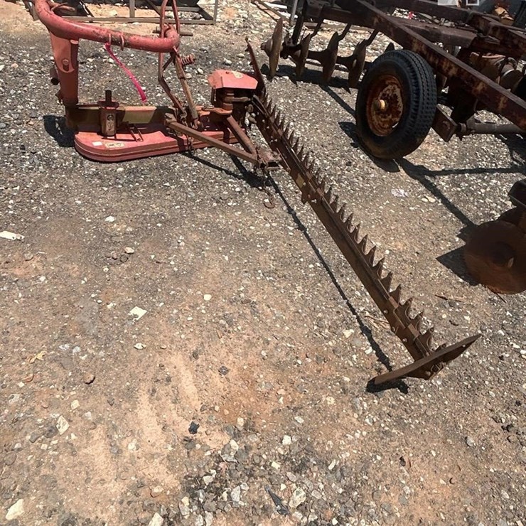 SICKLE BAR MOWER 7FT 3PT HITCH 2402