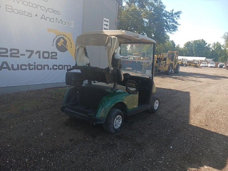 2020-elec-golfcart-runs/moves-w/charger-image-6