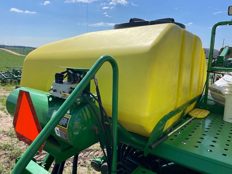 2012-john-deere-1790-image-80