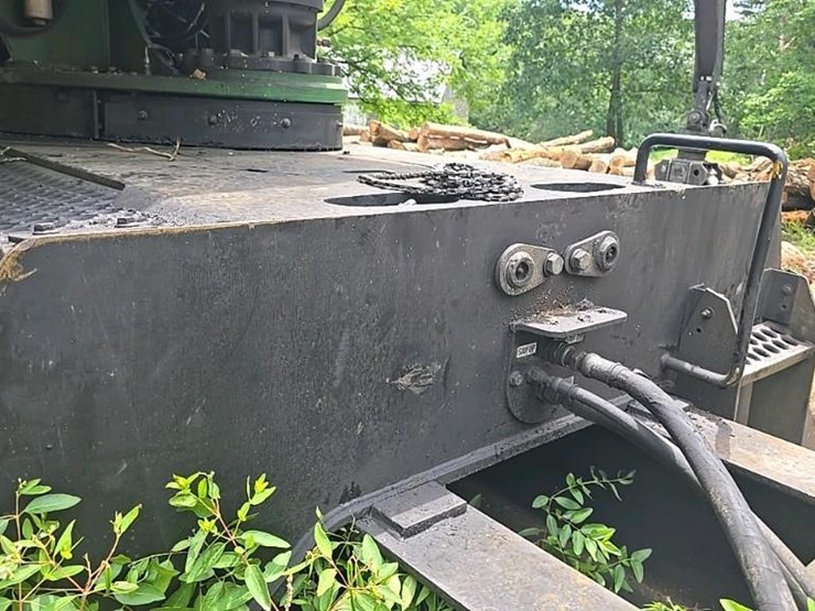2014-deere-437d-image-50