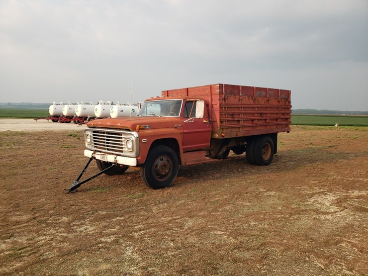 1974-ford-f600-image-1