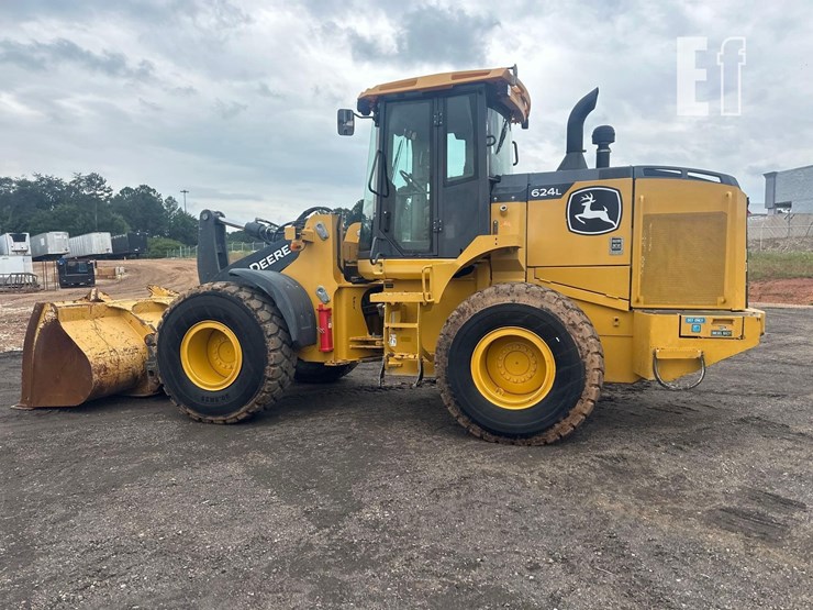 2019-deere-624l-image-3