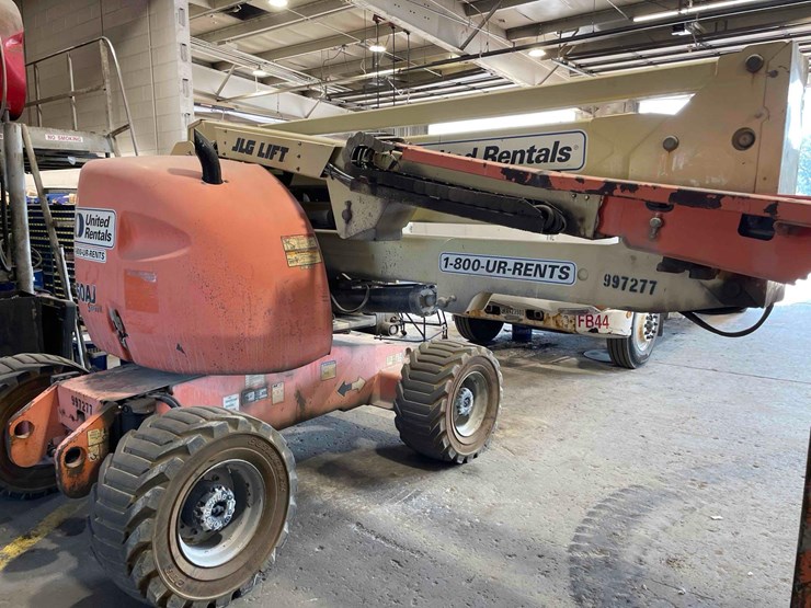 2007-jlg-450aj-series-ii-manlift-image-8