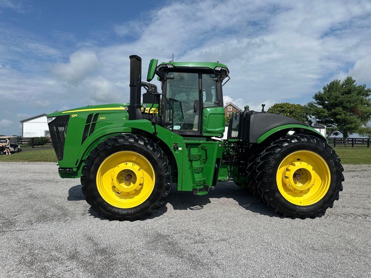 2022-john-deere-9r-390-image-57