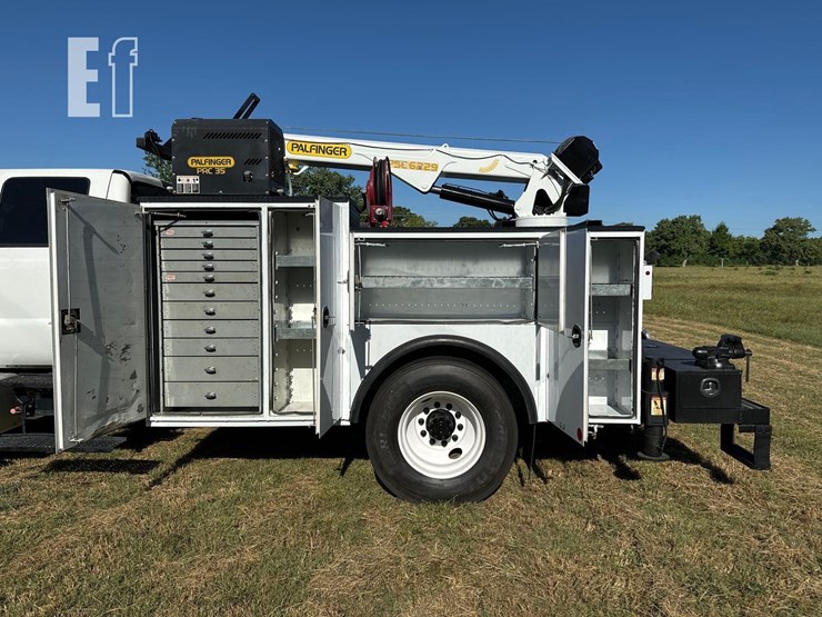 2013-ford-f750-xlt-image-6