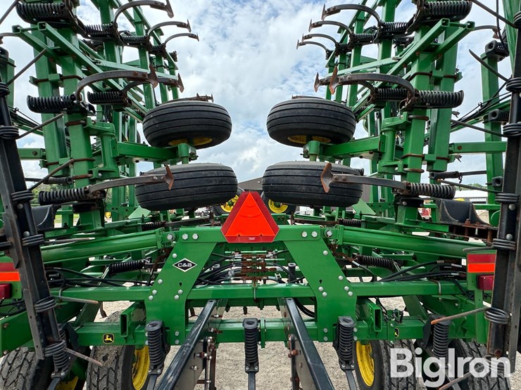 2020-john-deere-2020-image-20