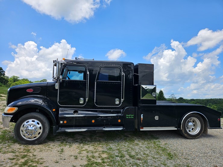 2007-peterbilt-335-image-7