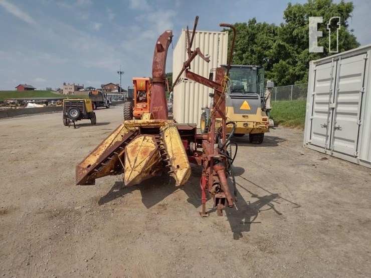 new-holland-super-717-image-2
