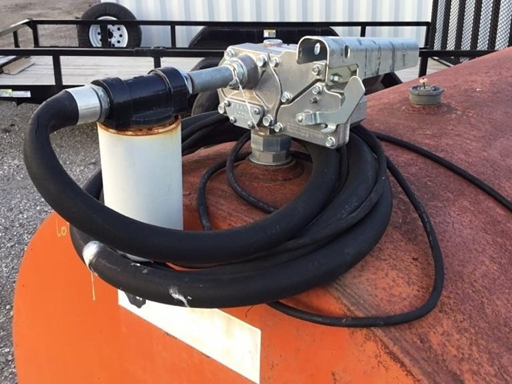 500-gallon-fuel-tank-and-pump-image-2