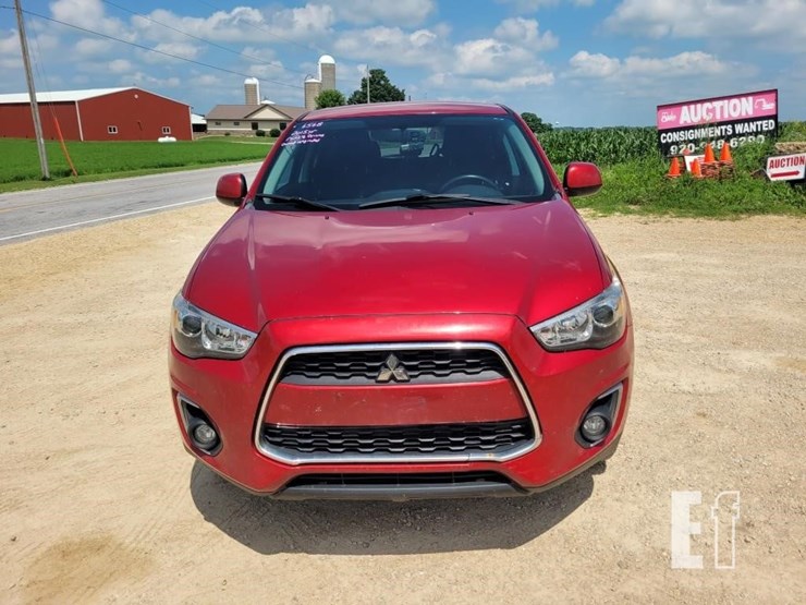 2015-mitsubishi-outlander-image-3