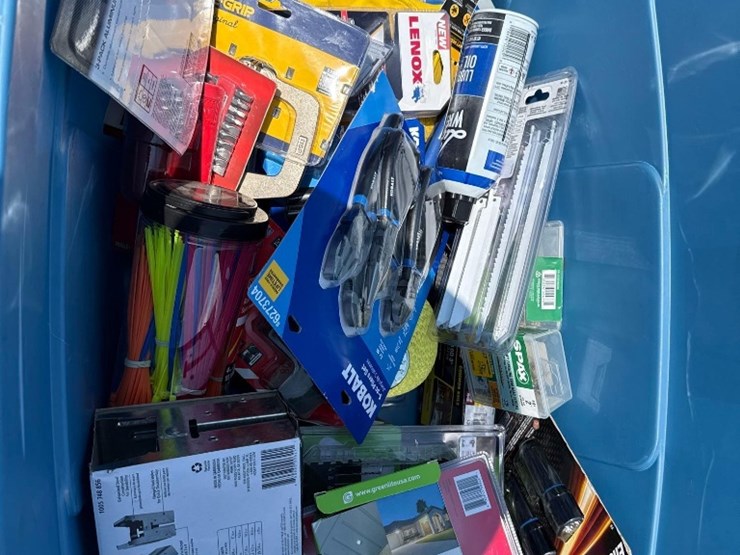 2154---box-of-miscellanous-tools-image-3