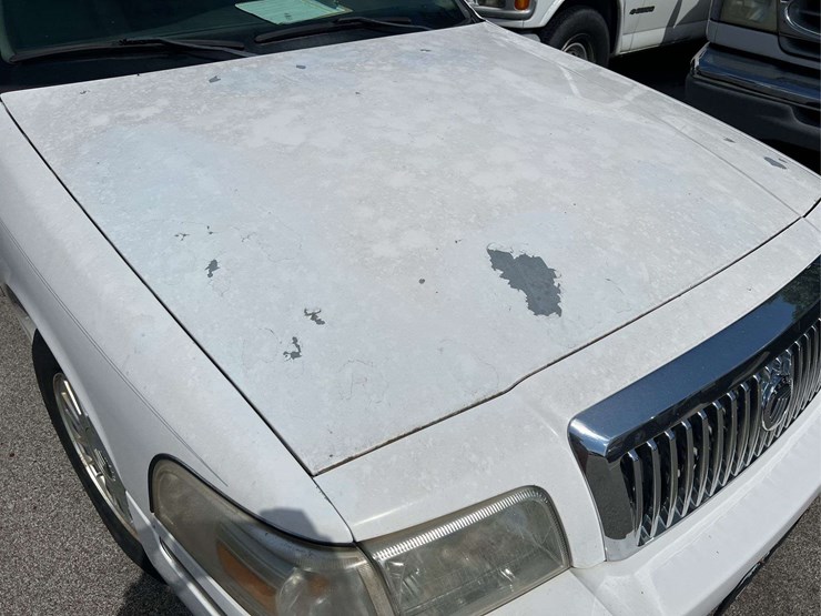 2008-mercury-grand-marquis-image-3