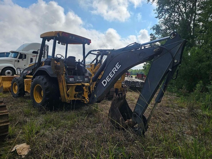 deere-410j-image-3